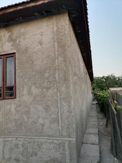 Casă individuală cu 4 camere cu Teren 800 Mp în Moțăței