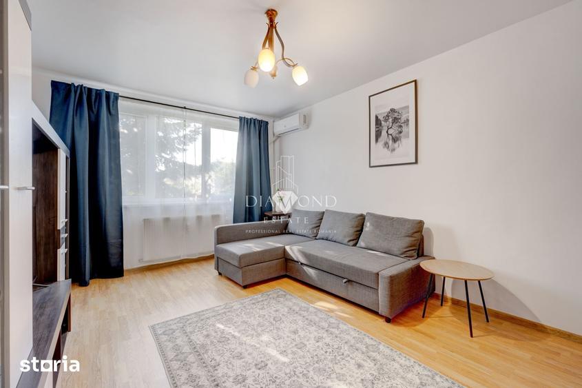 Apartament cu 3 camere decomandat în Titan