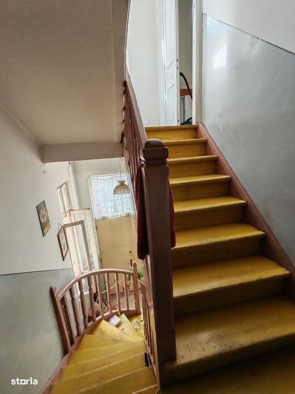Casă cu 4 camere cu Teren 65 Mp în Unirii