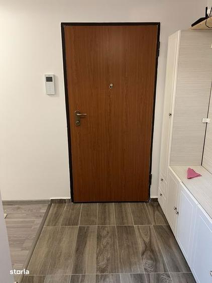 Apartament cu 3 camere, mobilat în Central