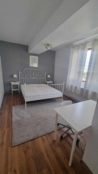Apartament cu 2 camere decomandat, mobilat în Vitan