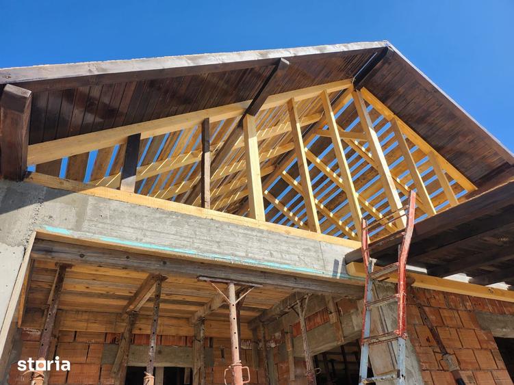 Casă cu 4 camere cu Teren 350 Mp în Hemeiuș