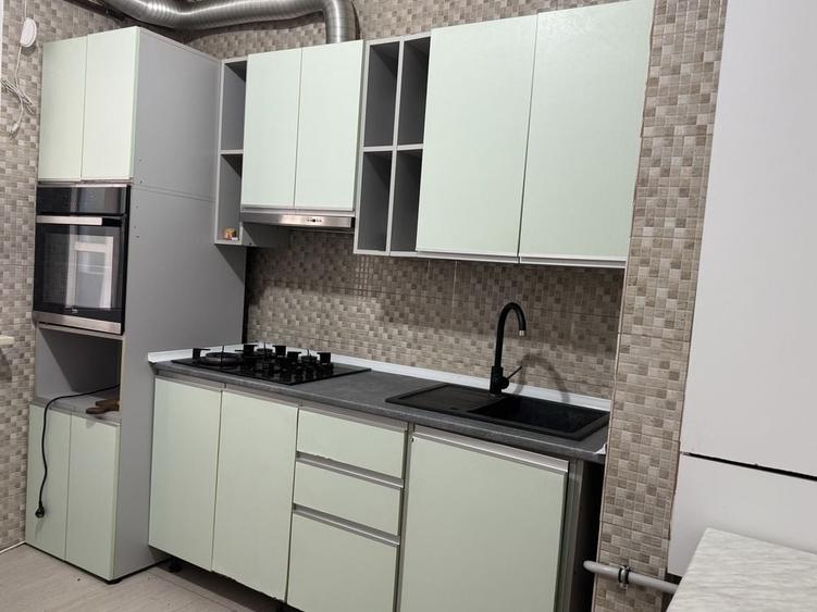 Casă cu 4 camere cu Teren 200 Mp în Central