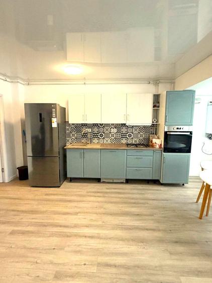 Apartament cu 2 camere decomandat în Casa de Cultură