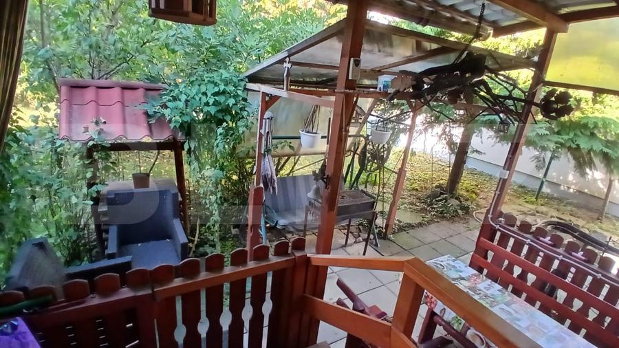 Apartament cu 3 camere nedecomandat, mobilat în Central