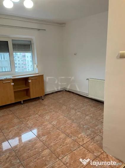 Apartament cu 3 camere decomandat în 13 Septembrie
