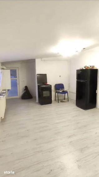 Casă cu 3 camere cu Teren 40 Mp în Lacul Tei
