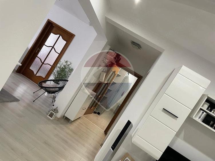 Casă cu 3 camere cu Teren 1169 Mp în Rona de Jos