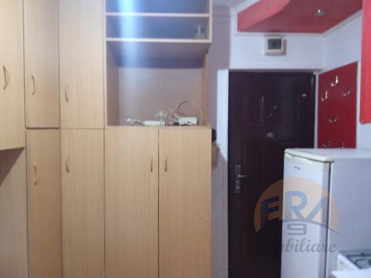 Garsonieră semidecomandată în Nufărul