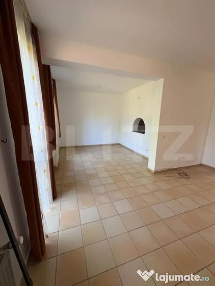 Casă cu 4 camere cu Teren 462 Mp în Ștefănești