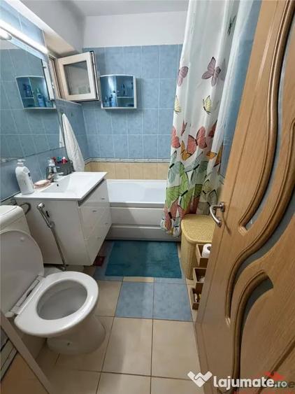 Apartament cu 3 camere decomandat în Ultracentral