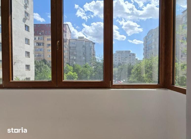 Apartament cu 3 camere în Alexandru cel Bun