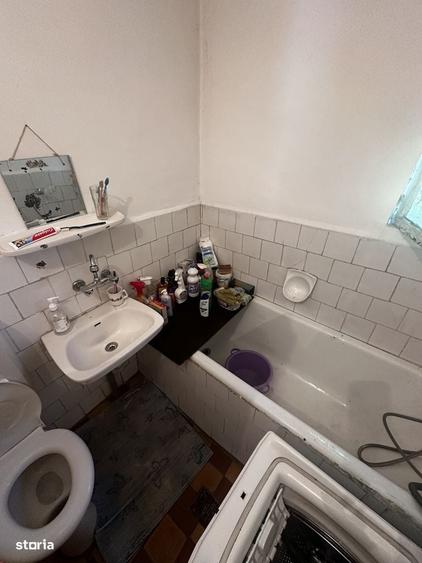Casă cu 3 camere cu Teren 1124 Mp în Central