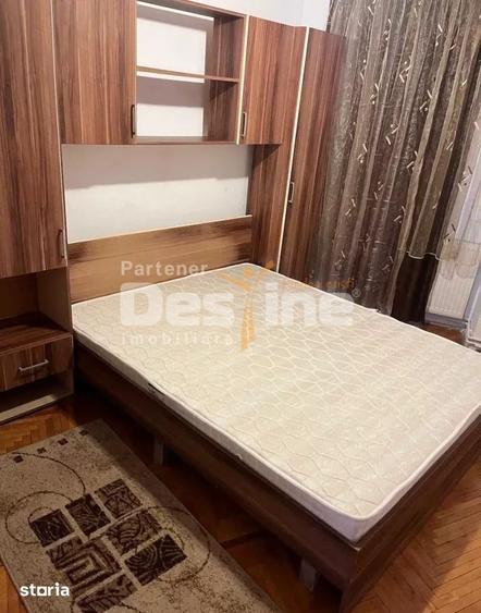 Inchiriez apartament 3 camere Zona Modern - 1