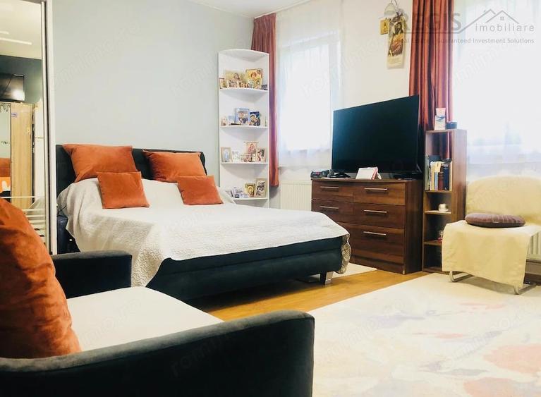 Casă cu 4 camere cu Teren 50 Mp în Brașovul Vechi
