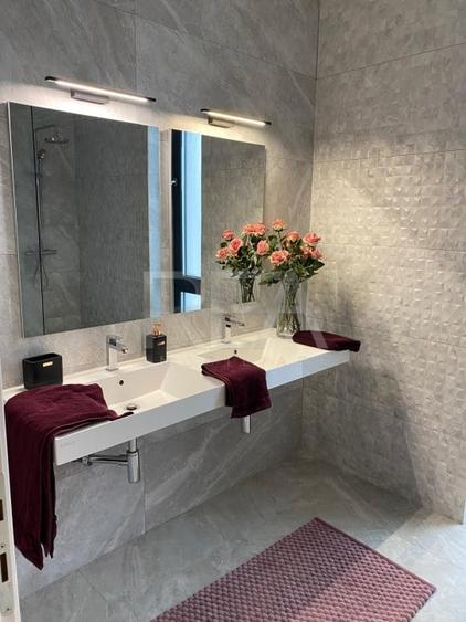 Casă individuală cu 4 camere cu Piscina în Iancu Nicolae