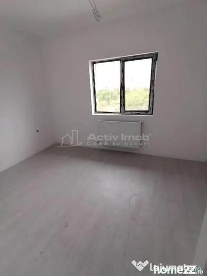 Casă cu 4 camere cu Teren 210 Mp în Rahova