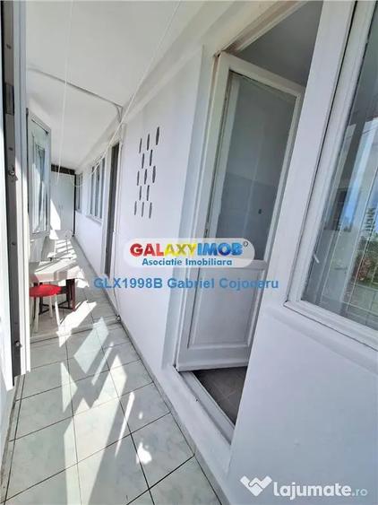 Apartament cu 2 camere semidecomandat, mobilat în 1 Mai