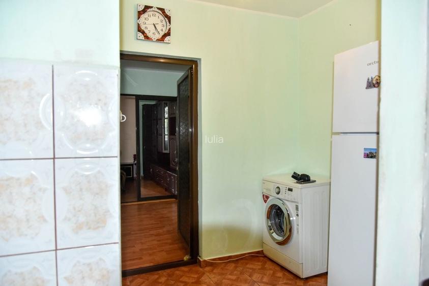 Apartament cu 2 camere semidecomandat în Micro 17