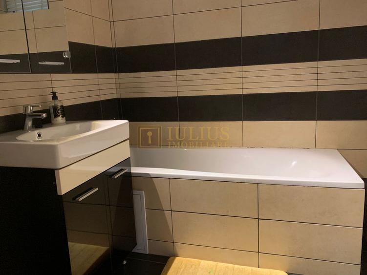 Apartament cu 3 camere semidecomandat, mobilat în Circumvalațiunii