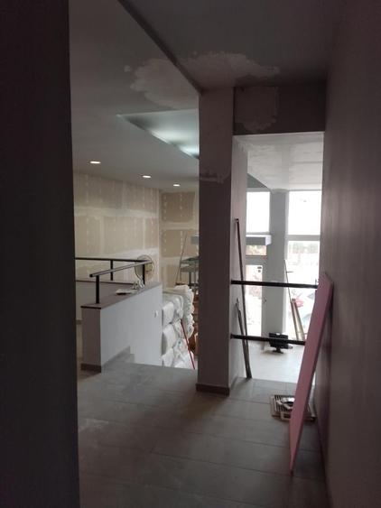 Spațiu comercial, de 160 mp, în Câmpului