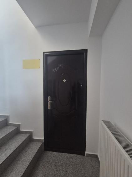 Casă cu 2 camere decomandat cu Canalizare în Muncii