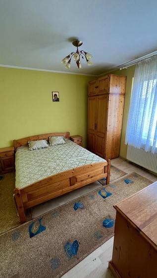 Casă cu 4 camere în Exterior Vest