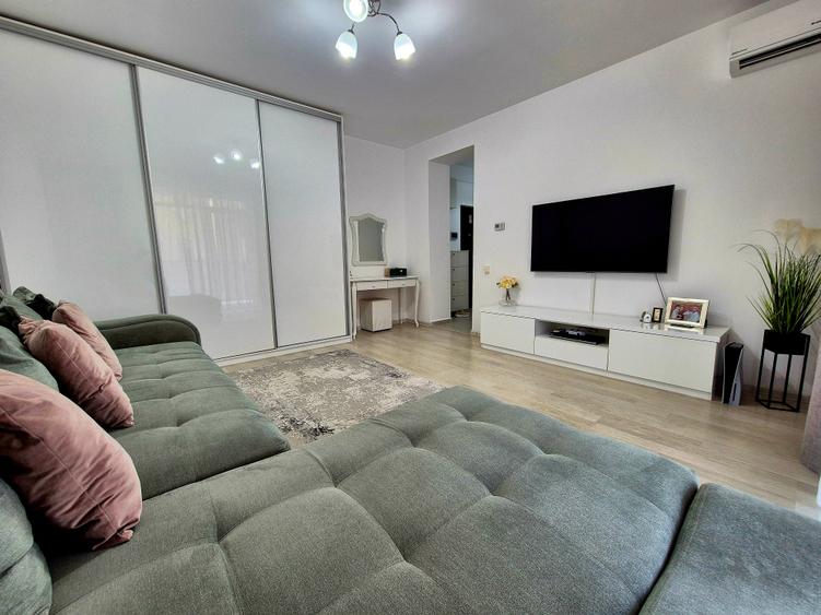 Apartament cu 2 camere decomandat în Berceni