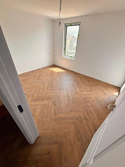 Casă cu 3 camere cu Teren 100 Mp în Central