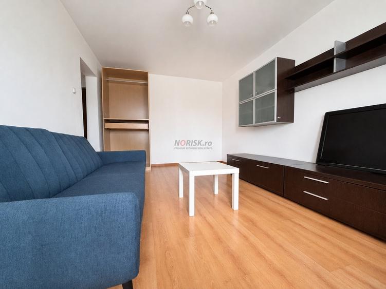 Apartament cu 3 camere decomandat, mobilat în Gorjului