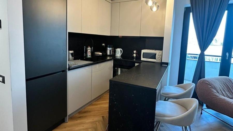 Apartament cu 2 camere decomandat, mobilat în Pipera