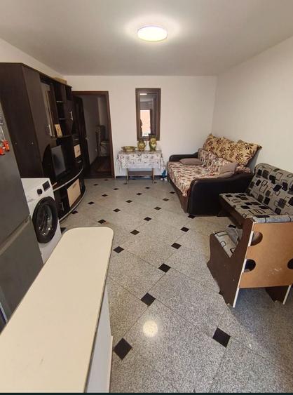 Casă cu 2 camere în Central