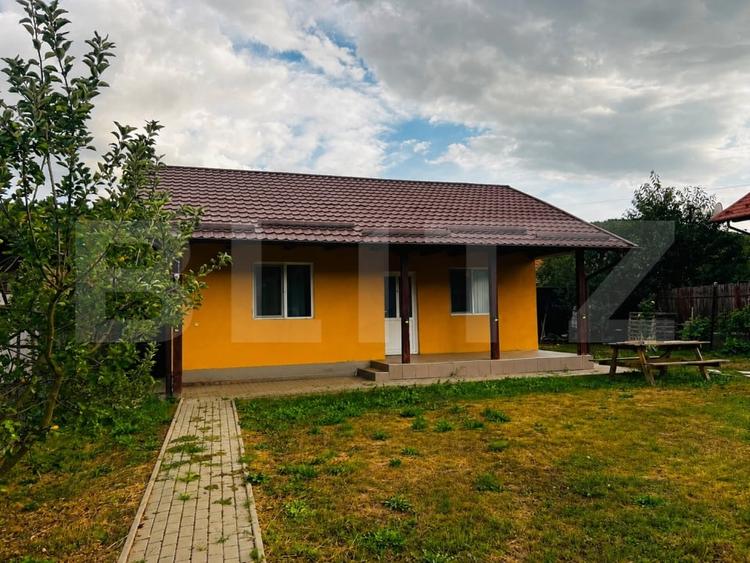 Casă individuală cu 2 camere cu Canalizare în Bărdești