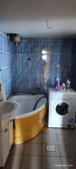 Casă cu Teren 2000 Mp în Leorda