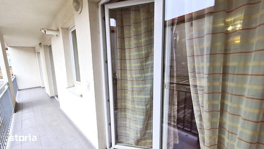 Apartament cu 3 camere decomandat în Lazaret