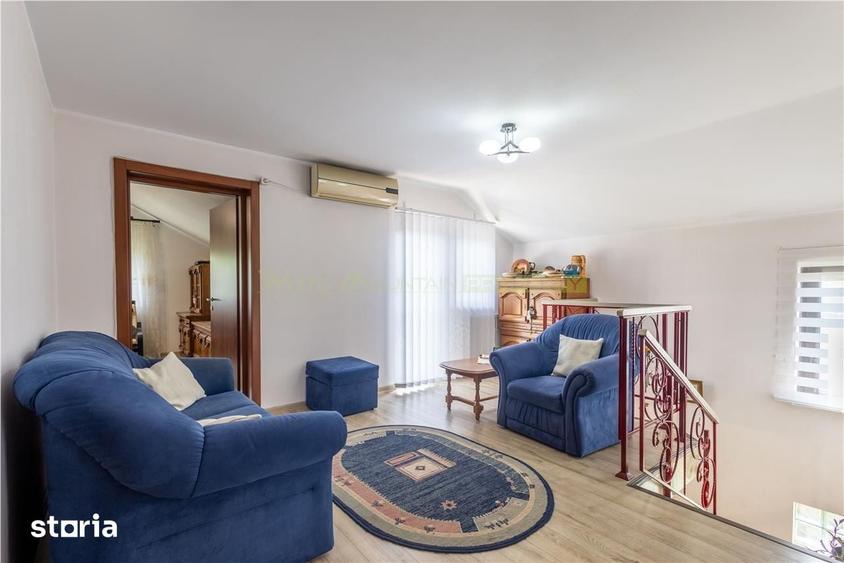 Casă cu 5 camere cu Teren 300 Mp în Central