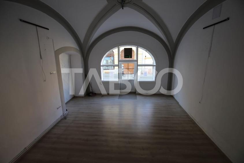Spatiu comercial de inchiriat in zona Centrala 75mpu Sibiu - 8
