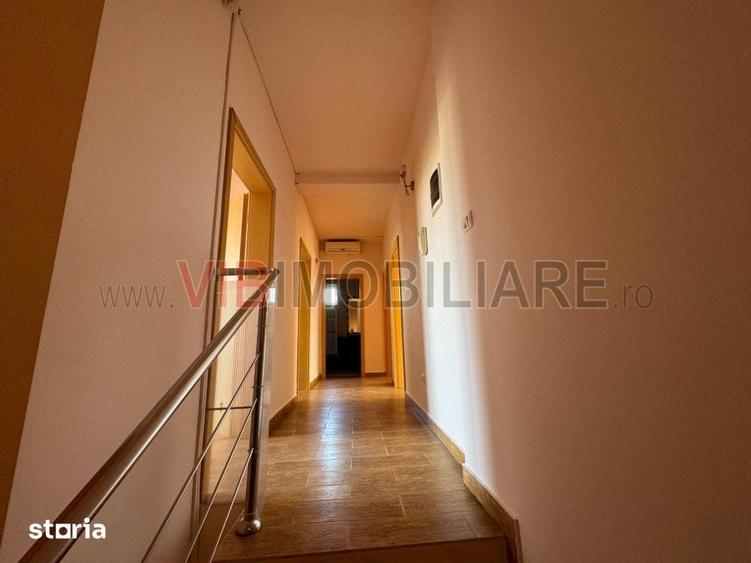 Casă cu 6 camere cu Teren 250 Mp în Mehala