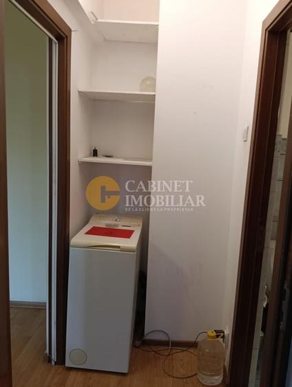 Apartament cu 2 camere semidecomandat, mobilat în Piața Unirii