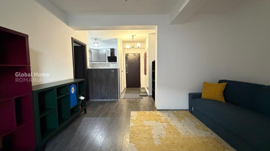 Apartament cu 3 camere semidecomandat în Dămăroaia