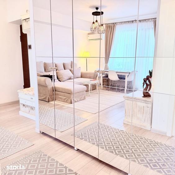 Apartament cu 2 camere semidecomandat, mobilat în Sud