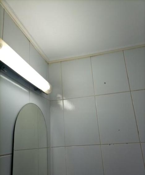 Garsonieră semidecomandată în Far