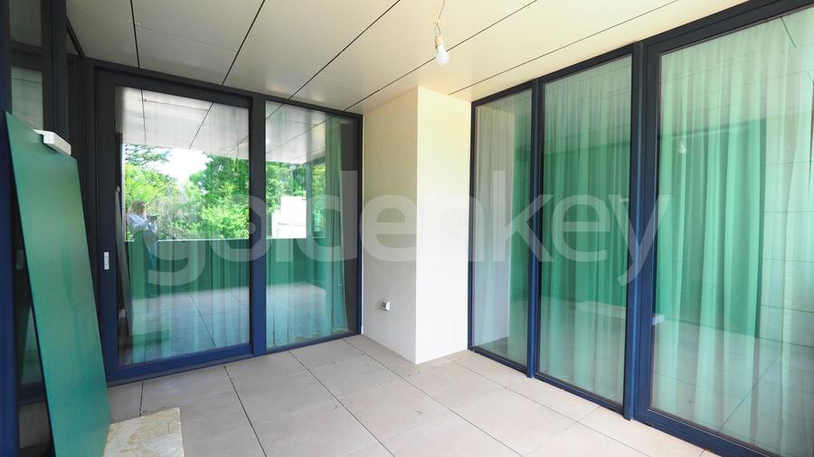 Apartament cu 4 camere semidecomandat, mobilat în Aviatorilor