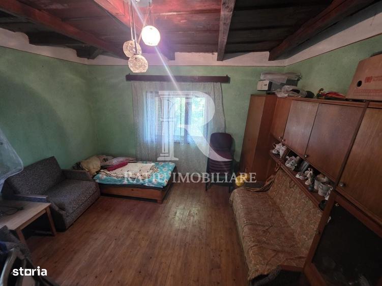 Casă cu 2 camere în Rontău