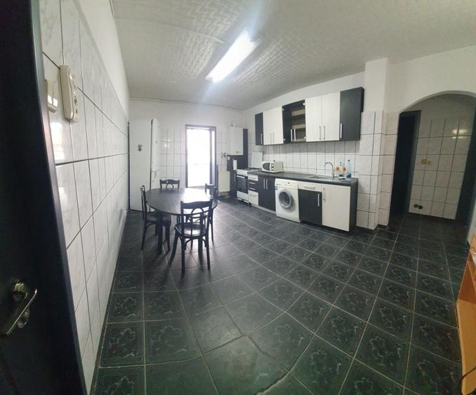 Apartament cu 2 camere decomandat în Lazaret