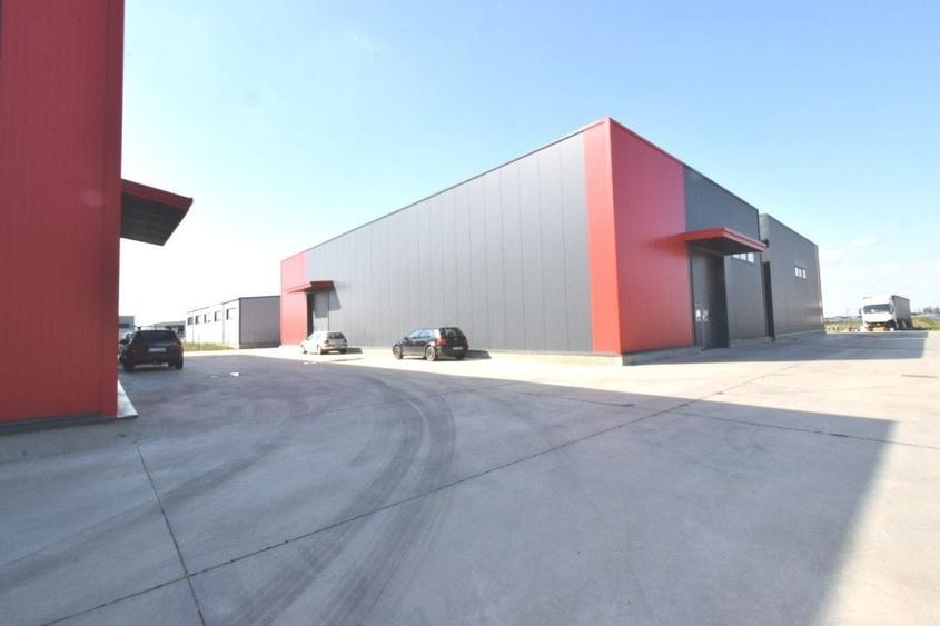 Spațiu industrial, de 600 mp, în Aeroport