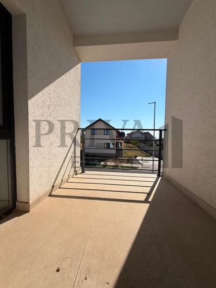 Duplex cu 4 camere cu Canalizare în Giarmata