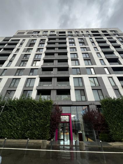 Apartament cu 3 camere decomandat, mobilat în Pipera