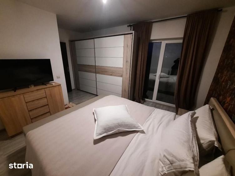 Casă cu 4 camere cu Teren 450 Mp în Joița