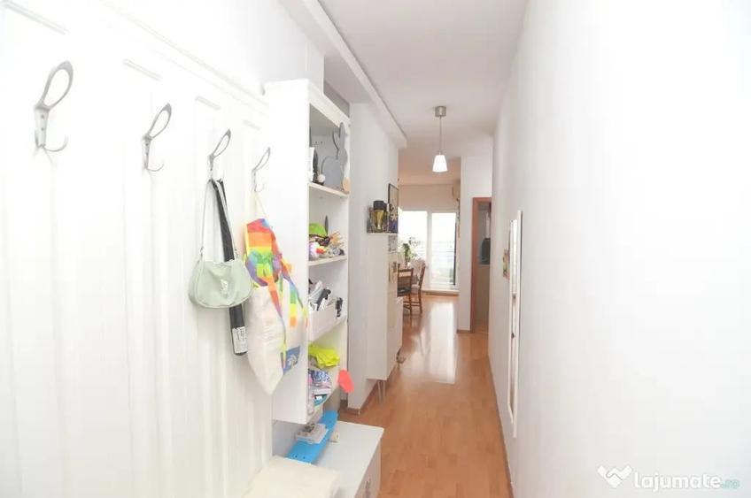 Apartament cu 2 camere semidecomandat în Titan
